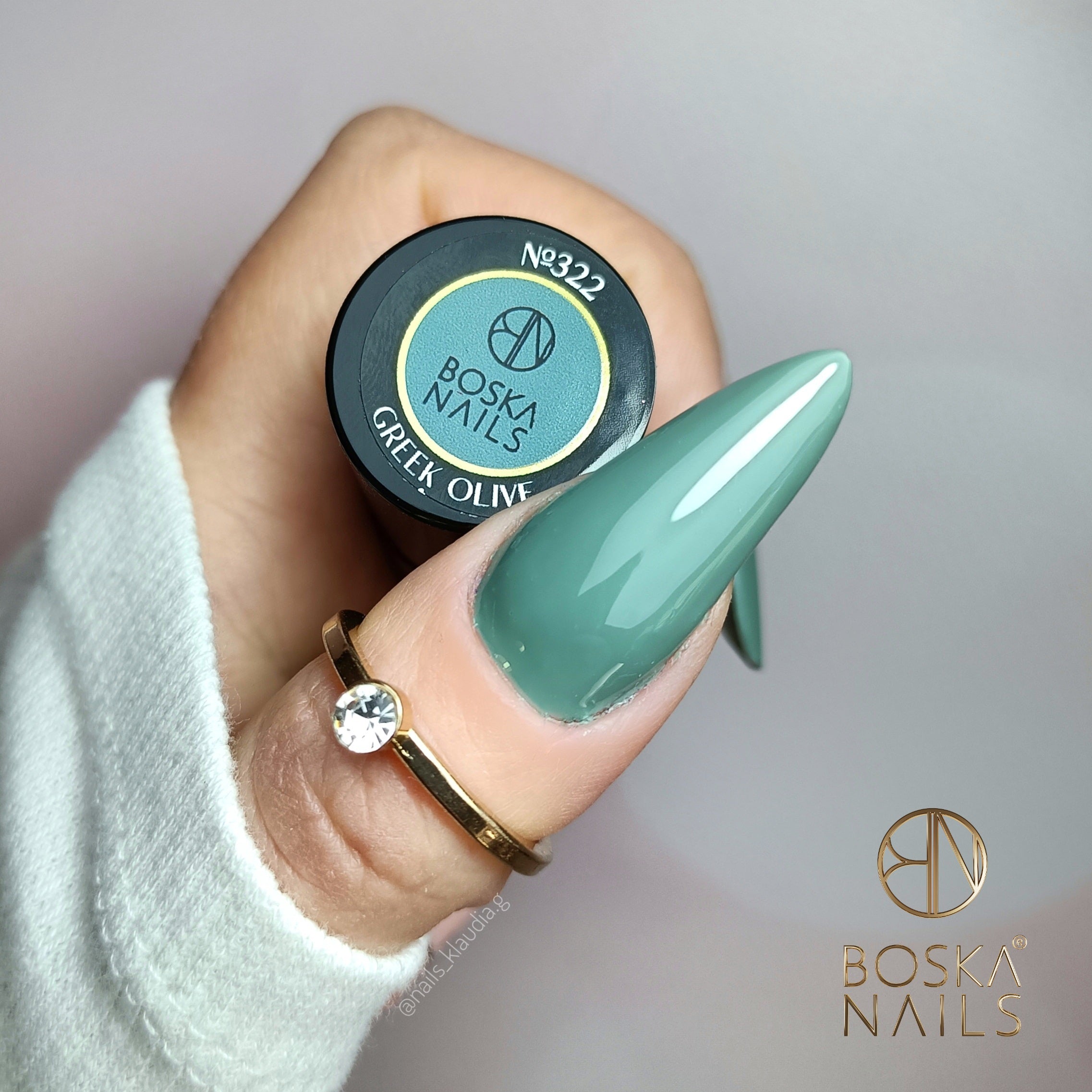 Esmalte Semipermanente Green Olive Nº322 - 6ml
